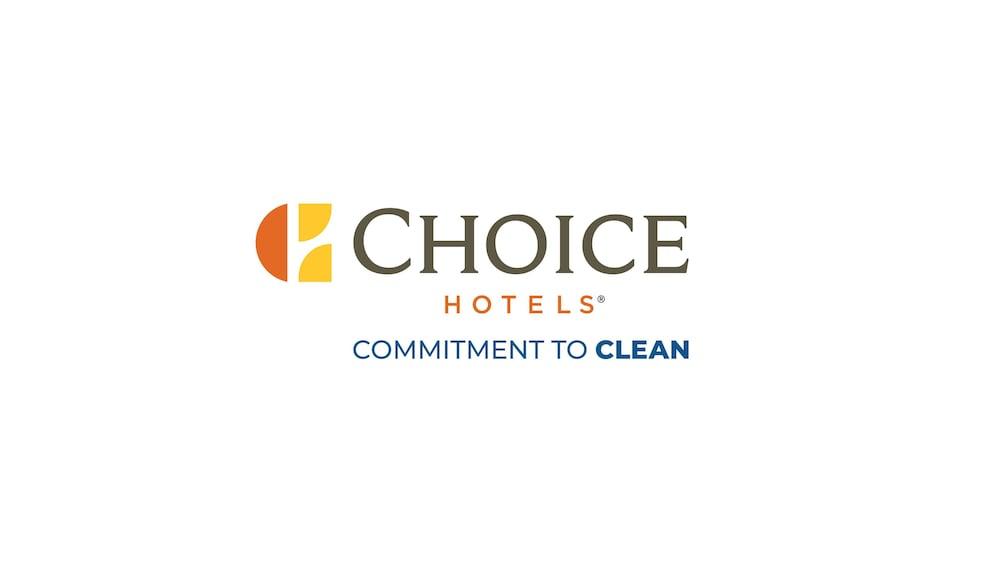 Rodeway Inn & Suites Fort Jackson Колумбия Екстериор снимка
